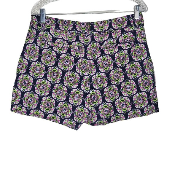 Crown & Ivy Women's Multicolored Damask Shorts Zip Up 2 Buttons Pockets Size 10 - Picture 4 of 5
